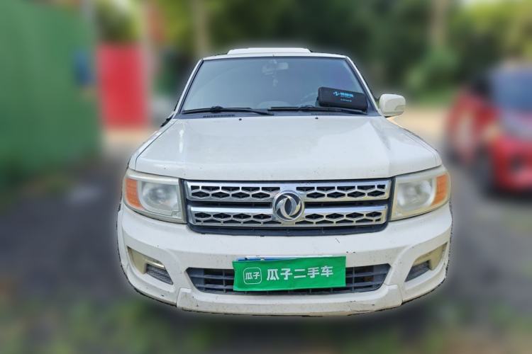 Used Dongfeng Ruichi 2017 2.5T Diesel Two-Wheel Drive Standard Version with Long Cargo Bed – ZD25T5 Front