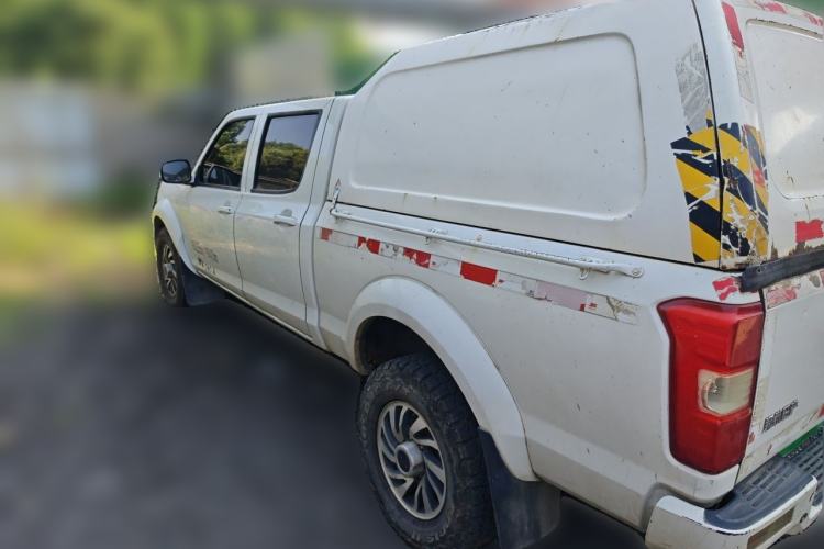 Used Dongfeng Ruichi 2017 2.5T Diesel Two-Wheel Drive Standard Version with Long Cargo Bed – ZD25T5 Rear Left 45 Deg