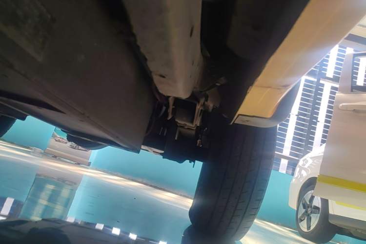 Used Dongfeng Ruichi  Chassis Rear Left