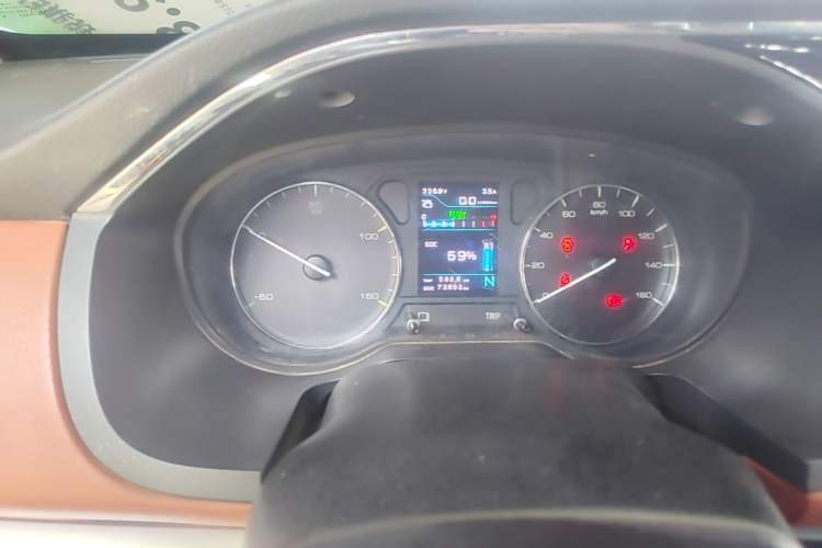 Used Dongfeng Ruichi  Instrument Cluster