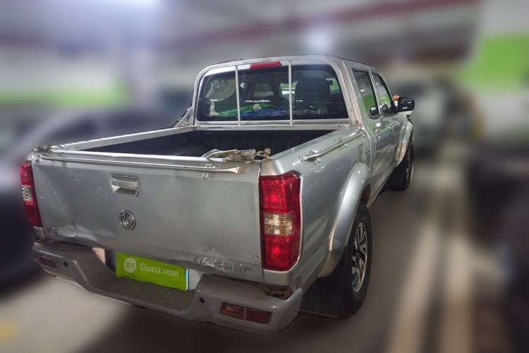 Used Dongfeng Ruichi 2018 2.5T Diesel 4x4 Standard Version ZD25T5 Rear Right 45 Deg