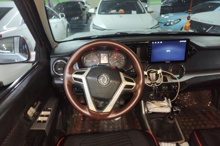Used Dongfeng Ruichi 2018 2.5T Diesel 4x4 Standard Version ZD25T5 Steering Wheel