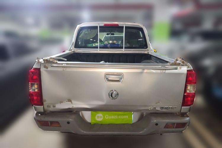 Used Dongfeng Ruichi 2018 2.5T Diesel 4x4 Standard Version ZD25T5 Trunk
