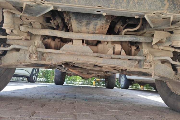 Used Dongfeng Ruichi 2018 2.4L Gasoline 4x4 Standard Version ZG24 Chassis Front