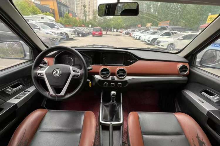 Used Dongfeng Ruichi 2019 2.4L Gasoline China VI Standard Two-Wheel Drive Luxury Regular Cab 2TZD Interior 1