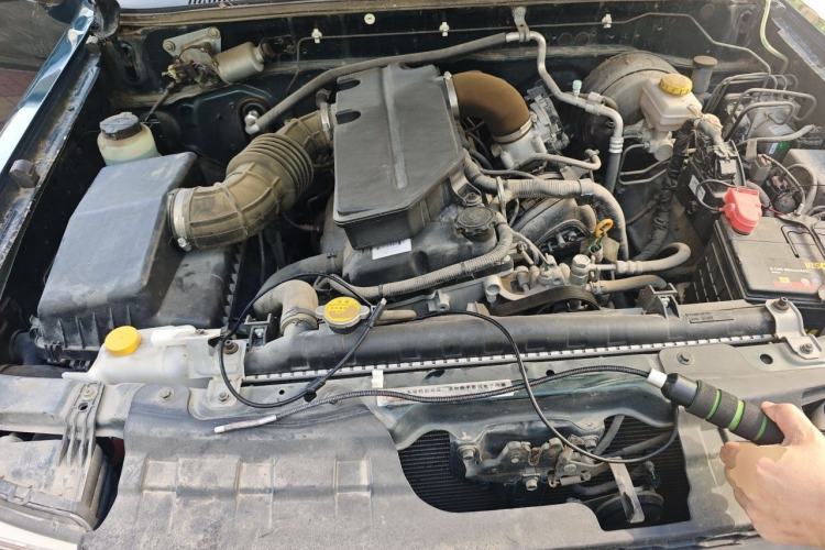 Used Dongfeng Ruichi 2021 2.4L Gasoline Two-Wheel-Drive Base Version with Long Cargo Bed 2TZD Engine Bay
