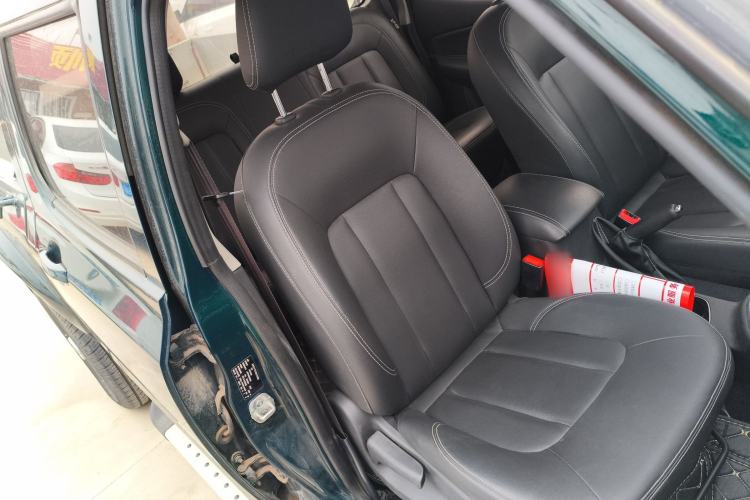 Used Dongfeng Ruichi 2021 2.4L Gasoline Two-Wheel-Drive Base Version with Long Cargo Bed 2TZD Right Front Seat