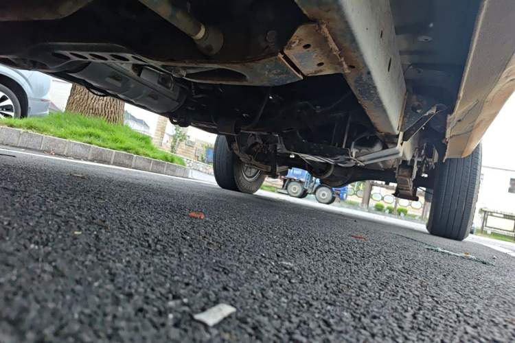 Used Dongfeng Ruichi 2021 2.4T Diesel Two-Wheel Drive Base Version YCY24165-61 Chassis Front Left