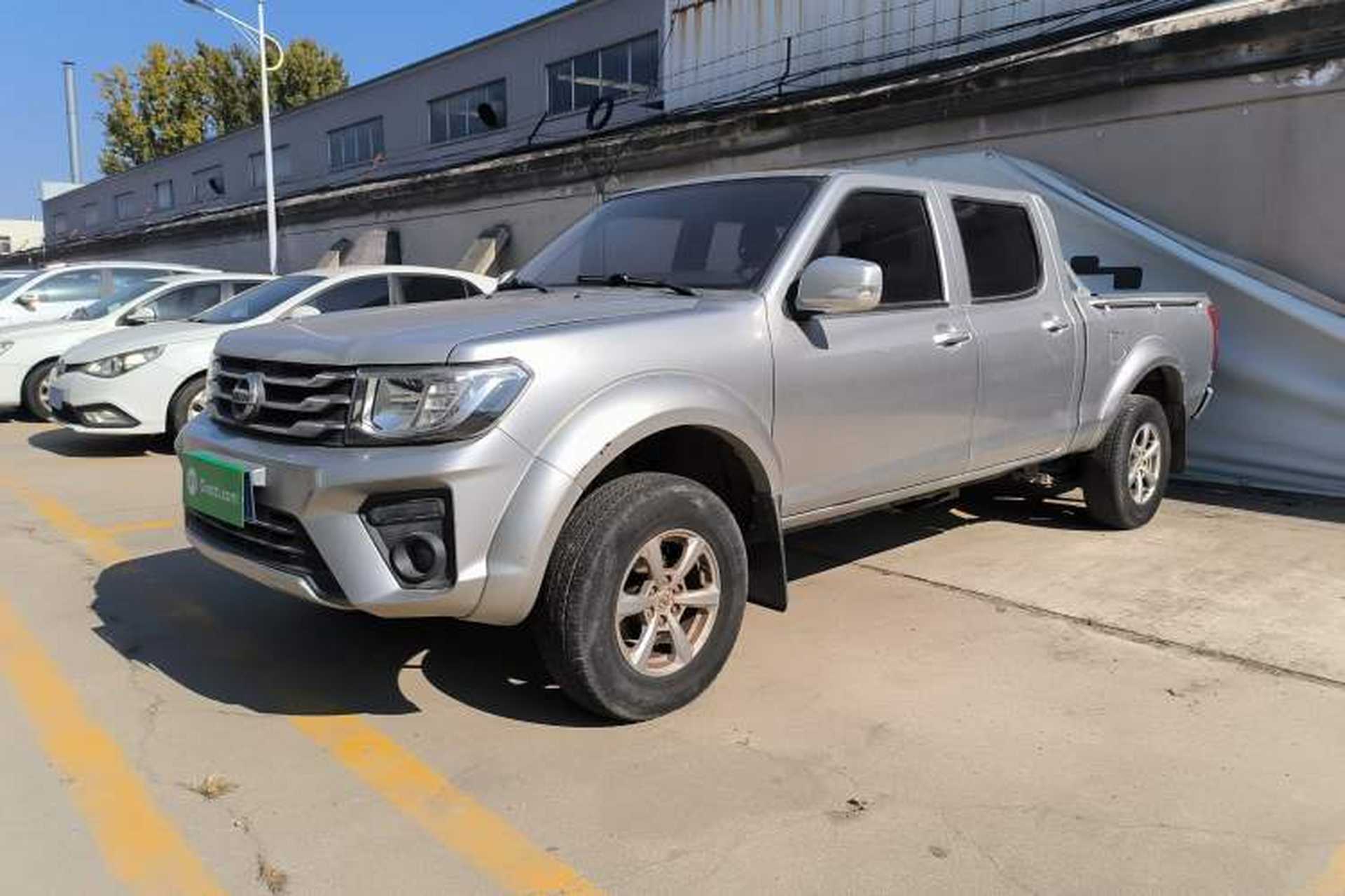 Used Dongfeng Ruichi 2021 2.4T Diesel Two-Wheel Drive Business Edition Long Cargo Bed YCY24165-61 Front Left 45 Deg