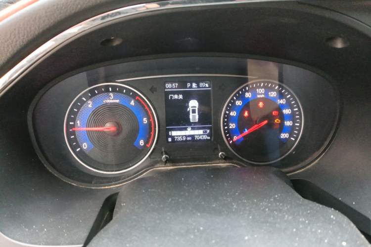 Used Dongfeng Ruichi 2021 2.4T Diesel 4x4 Base Version YCY24165-61 Instrument Cluster