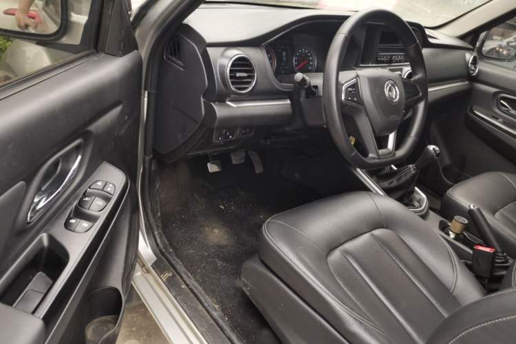 Used Dongfeng Ruichi 2021 2.4L Gasoline Two-Wheel-Drive Base Model for Entrepreneurship Model 2TZD Interior 6