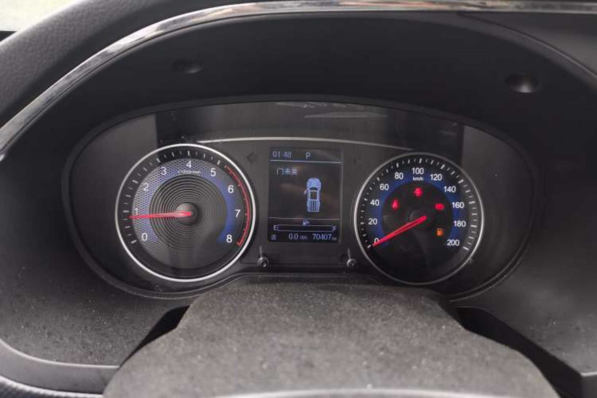 Used Dongfeng Ruichi 2021 2.4L Gasoline Two-Wheel-Drive Base Model for Entrepreneurship Model 2TZD Odometer Close Up
