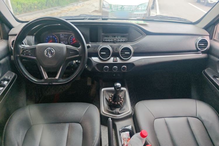 Used Dongfeng Ruichi 2023 2.4L Gasoline Two-Wheel Drive Base Version with Long Cargo Bed 2TZH Center Console