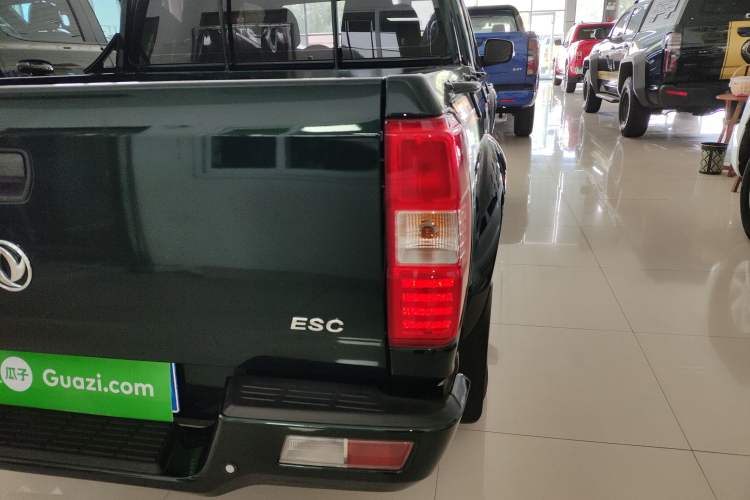 Used Dongfeng Ruichi 2023 2.4T Diesel Two-Wheel Drive Base Version YCY24165-61 Exterior 6
