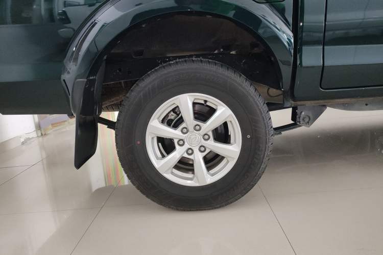 Used Dongfeng Ruichi 2023 2.4T Diesel Two-Wheel Drive Base Version YCY24165-61 Exterior 8