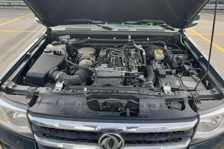 Used Dongfeng Ruichi 2023 2.4T Diesel Two-Wheel Drive Business Edition Long Cargo Bed YCY24165-61 Interior 9