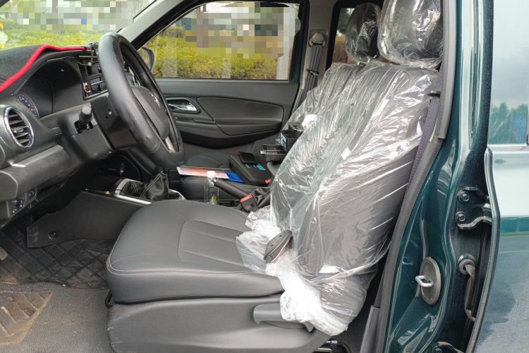 Used Dongfeng Ruichi 2023 2.4T Diesel Two-Wheel Drive Business Edition Long Cargo Bed YCY24165-61 Left Front Seat