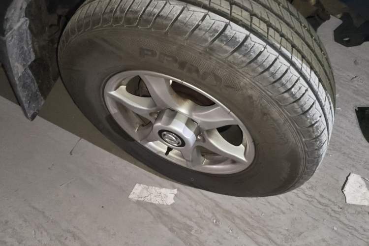 Used Dongfeng Ruichi 2023 2.4L Gasoline Two-Wheel-Drive Base Model for Entrepreneurship Model 2TZH Right Front Wheel Hub