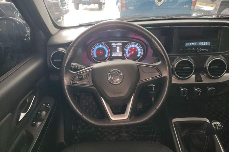 Used Dongfeng Ruichi 2023 2.4T Diesel Two-Wheel Drive Base Version YCY24165-61 Steering Wheel