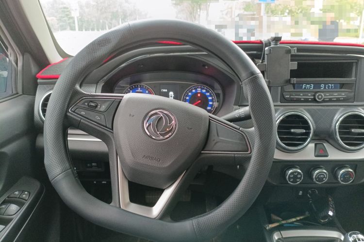 Used Dongfeng Ruichi 2023 2.4T Diesel Two-Wheel Drive Business Edition Long Cargo Bed YCY24165-61 Steering Wheel