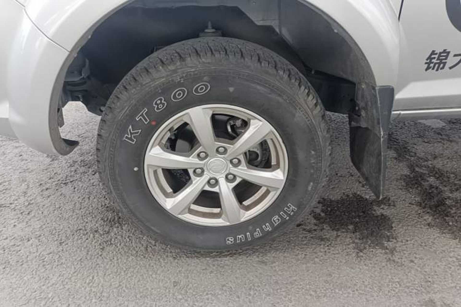 Used Dongfeng Ruichi 2023 2.4T Diesel Two-Wheel Drive Business Edition Long Cargo Bed YCY24165-61 Exterior 4