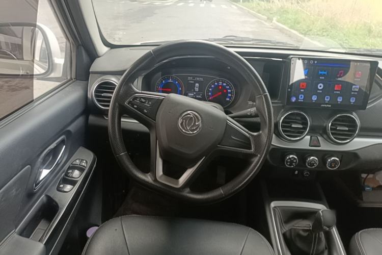 Used Dongfeng Ruichi 2023 2.4T Diesel Two-Wheel Drive Business Edition Long Cargo Bed YCY24165-61 Steering Wheel