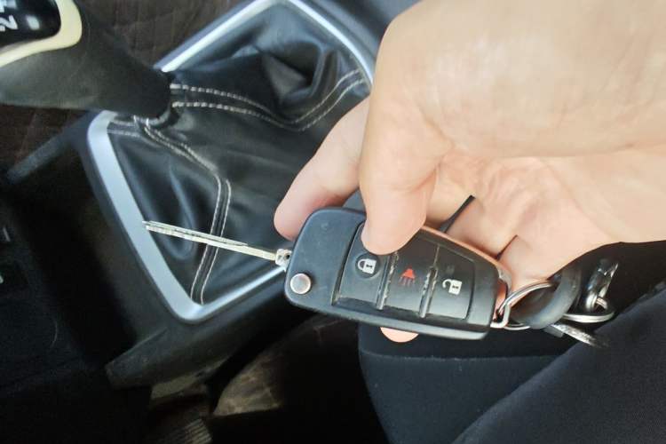 Used Dongfeng Ruichi 2025 Model 2.4L Gasoline Two-Wheel-Drive Entrepreneur Edition—Base Model Vehicle Key