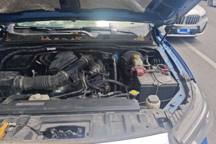 Used Dongfeng Ruichi 6  Engine Bay Left