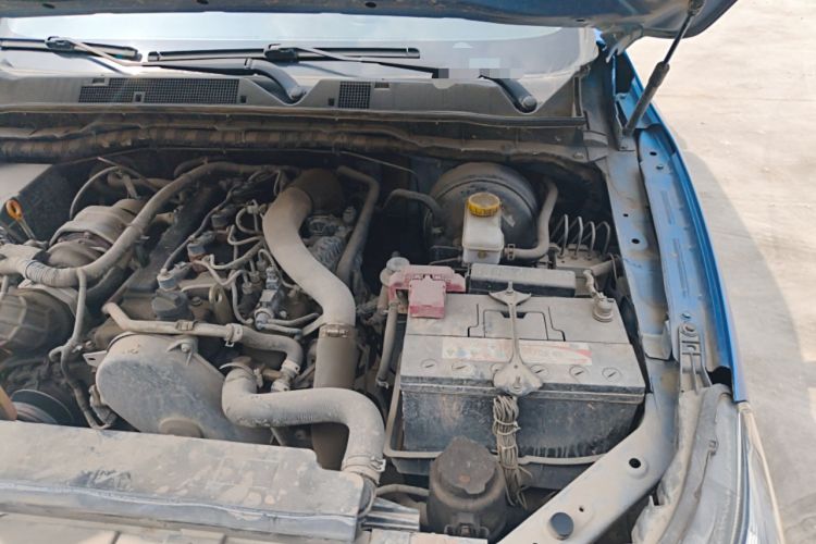 Used Dongfeng Ruichi 6 2019 2.5T Manual Two-Wheel Drive Diesel Standard Version ZD25T5 Engine Bay Left