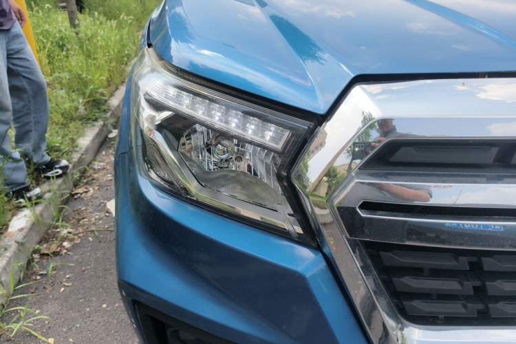 Used Dongfeng Ruichi 6 2019 2.4L Manual Two-Wheel Drive Gasoline Luxury Version 2TZD Exterior 6
