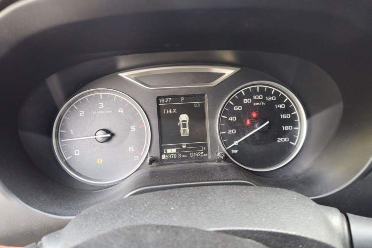 Used Dongfeng Ruichi 6 2019 2.5T Automatic Two-Wheel Drive Diesel Luxury ZD25T5 Instrument Cluster
