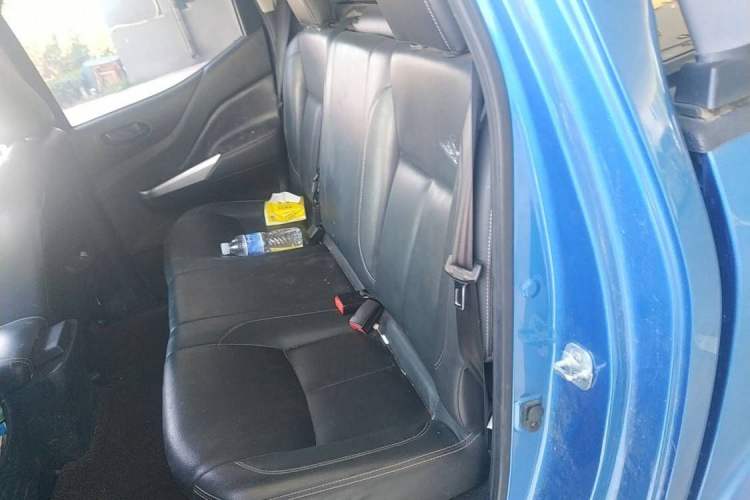 Used Dongfeng Ruichi 6 2019 2.5T Manual Two-Wheel Drive Diesel Standard Version ZD25T5 Left Rear Seat