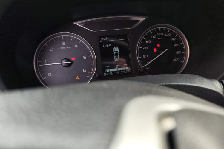 Used Dongfeng Ruichi 6 2019 2.5T Manual Two-Wheel Drive Diesel Standard Version ZD25T5 Odometer Close Up
