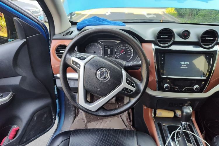 Used Dongfeng Ruichi 6 2019 2.5T Automatic Two-Wheel Drive Diesel Luxury ZD25T5 Steering Wheel