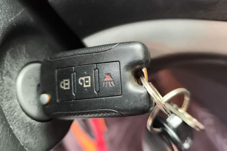 Used Dongfeng Ruichi 6 2019 2.5T Manual Two-Wheel Drive Diesel Standard Version ZD25T5 Vehicle Key
