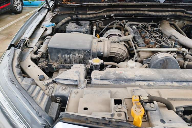 Used Dongfeng Ruichi 6 2019 2.5T Manual Two-Wheel Drive Diesel Standard Version ZD25T5 Engine Bay Right