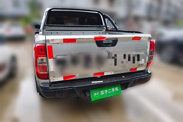 Used Dongfeng Ruichi 6 2019 2.5T Manual Two-Wheel Drive Diesel Standard Version ZD25T5 Rear