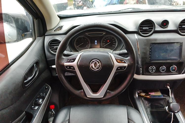 Used Dongfeng Ruichi 6 2019 2.5T Manual Two-Wheel Drive Diesel Standard Version ZD25T5 Steering Wheel