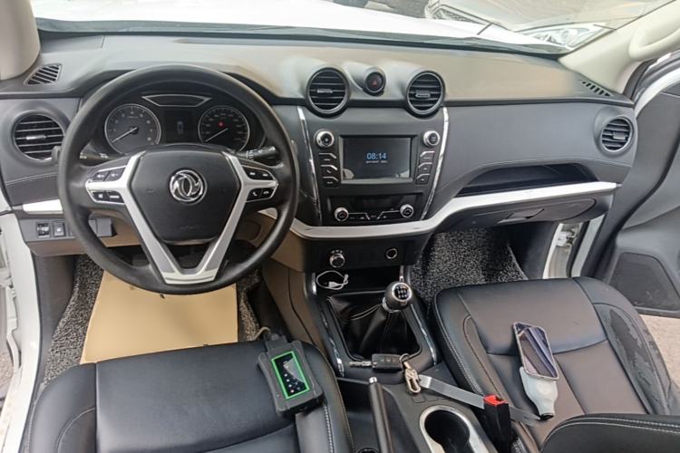 Used Dongfeng Ruichi 6 2019 2.4L Manual 4x4 Gasoline Standard Version China VI Emission Standard 2TZD Center Console