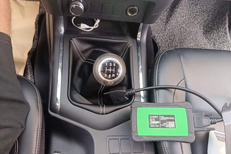 Used Dongfeng Ruichi 6 2019 2.4L Manual 4x4 Gasoline Standard Version China VI Emission Standard 2TZD Gear Lever