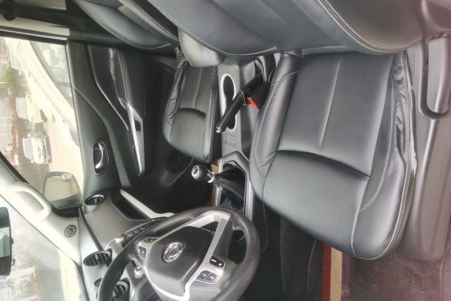 Used Dongfeng Ruichi 6 2019 2.5T Manual 4x4 Diesel Standard Version ZD25T5 Left Front Seat