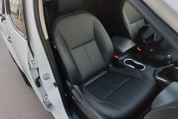 Used Dongfeng Ruichi 6 2019 2.4L Manual Two-Wheel Drive Gasoline Standard Version China VI Emission Standard 2TZD Right Front Seat