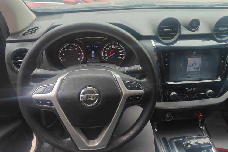 Used Dongfeng Ruichi 6 2020 2.3T Automatic All-Wheel-Drive Diesel Off-Road Version M9T Center Console