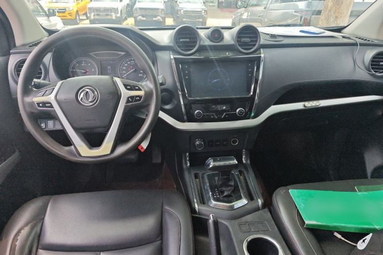 Used Dongfeng Ruichi 6 2020 2.3T Automatic All-Wheel-Drive Diesel Off-Road Version M9T Center Console