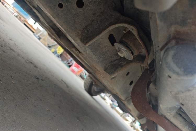 Used Dongfeng Ruichi 6 2020 2.3T Automatic All-Wheel-Drive Diesel Off-Road Version M9T Chassis Front Left