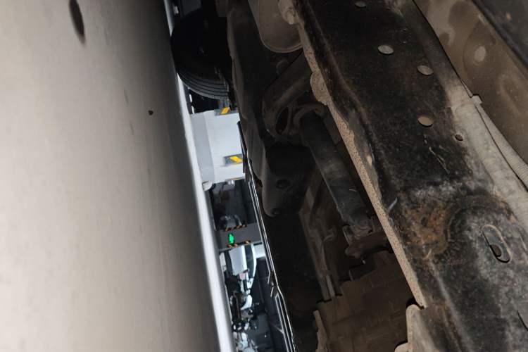 Used Dongfeng Ruichi 6 2020 2.3T Automatic All-Wheel-Drive Diesel Off-Road Version M9T Chassis Front Right