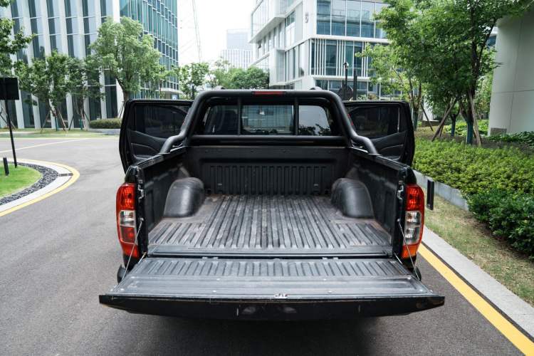 Used Dongfeng Ruichi 6 2020 2.3T Automatic All-Wheel-Drive Diesel Off-Road Version M9T Exterior 11