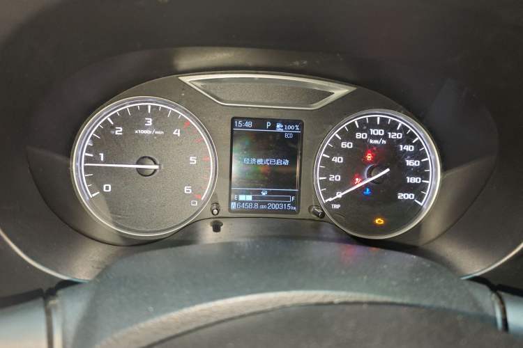 Used Dongfeng Ruichi 6 2020 2.3T Automatic All-Wheel-Drive Diesel Off-Road Version M9T Instrument Cluster