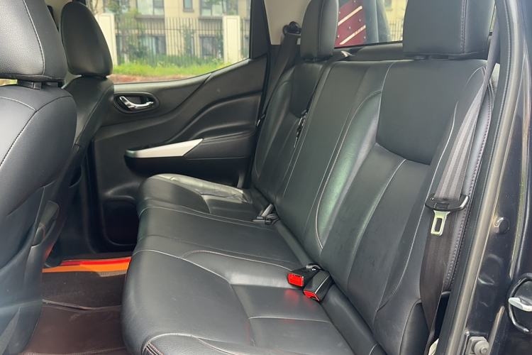 Used Dongfeng Ruichi 6 2020 2.3T Automatic All-Wheel-Drive Diesel Off-Road Version M9T Interior 1