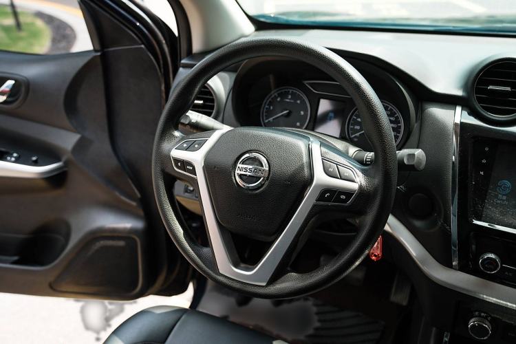 Used Dongfeng Ruichi 6 2020 2.3T Automatic All-Wheel-Drive Diesel Off-Road Version M9T Interior 7
